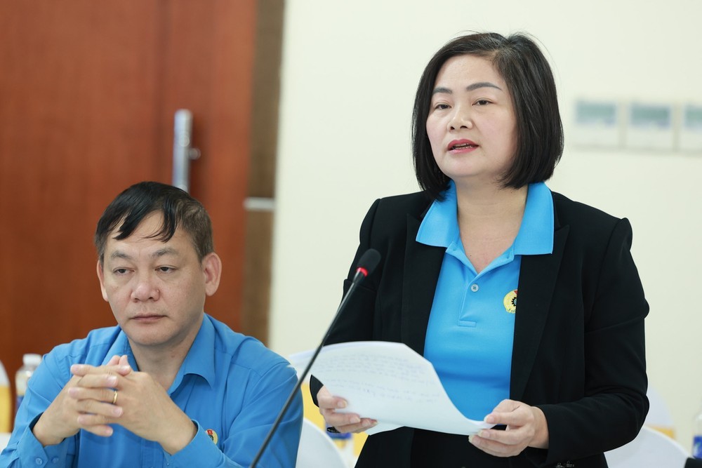 Góp ý dự thảo Văn kiện Đại hội XIV của Đảng: Thể hiện rõ tính hiệu triệu lớn - Ảnh 2. Góp ý dự thảo Văn kiện Đại hội XIV của Đảng: Thể hiện rõ tính hiệu triệu lớn - Ảnh 2.