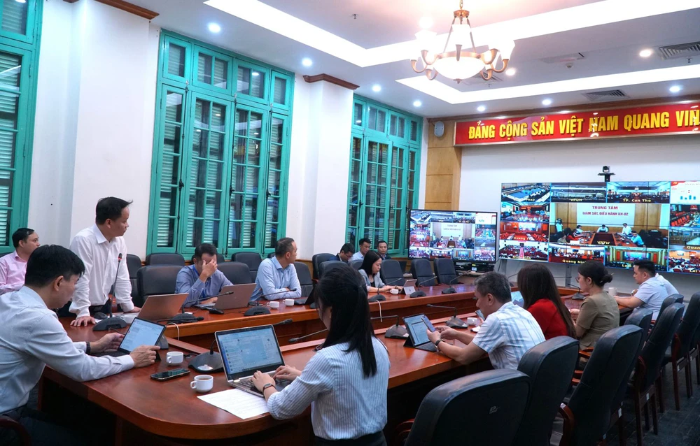 Tập huấn ứng dụng Sổ tay đảng viên điện tử trong toàn Đảng - Ảnh 3. Tập huấn ứng dụng Sổ tay đảng viên điện tử trong toàn Đảng - Ảnh 3.