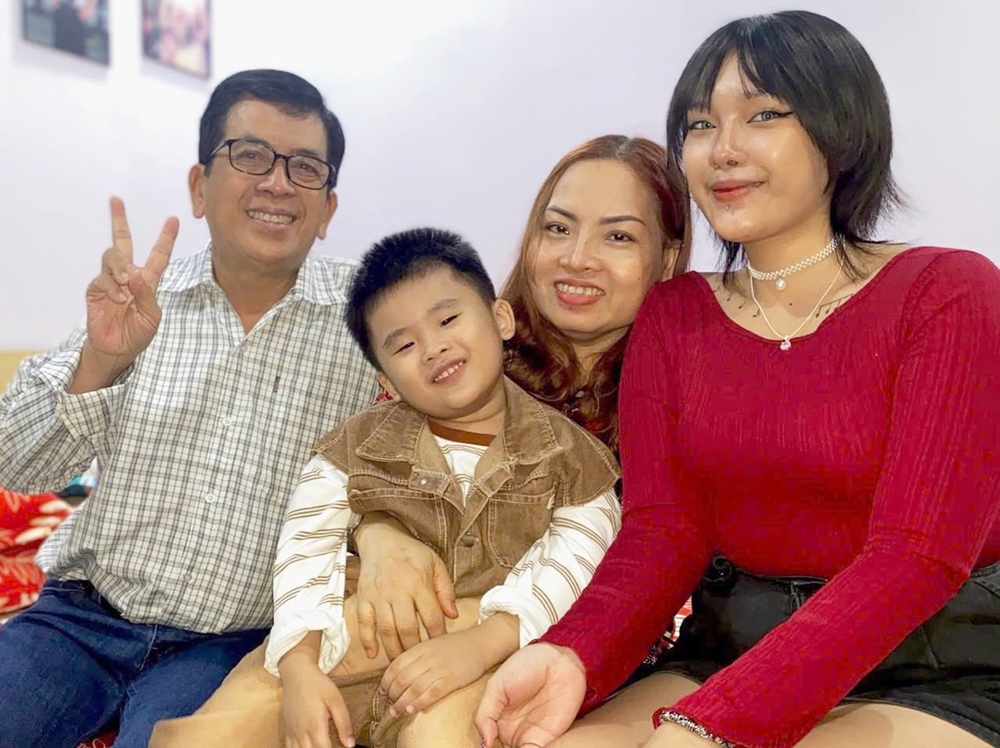 Nhạc sĩ Nguyễn Quốc Việt: Bài hát khi mẹ xa nhà - Ảnh 3. Nhạc sĩ Nguyễn Quốc Việt: Bài hát khi mẹ xa nhà - Ảnh 3.