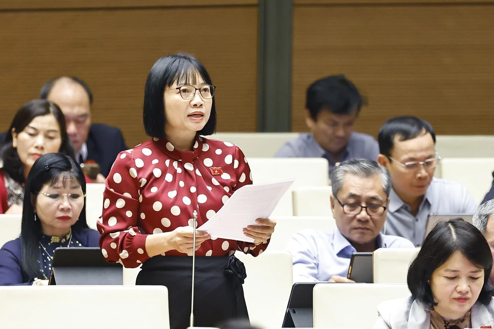 Kỳ họp thứ 10, Quốc hội khóa XV: Định hình rõ hơn hình ảnh Việt Nam trong kỷ nguyên mới là quốc gia số, quốc gia xanh - Ảnh 3. Kỳ họp thứ 10, Quốc hội khóa XV: Định hình rõ hơn hình ảnh Việt Nam trong kỷ nguyên mới là quốc gia số, quốc gia xanh - Ảnh 3.