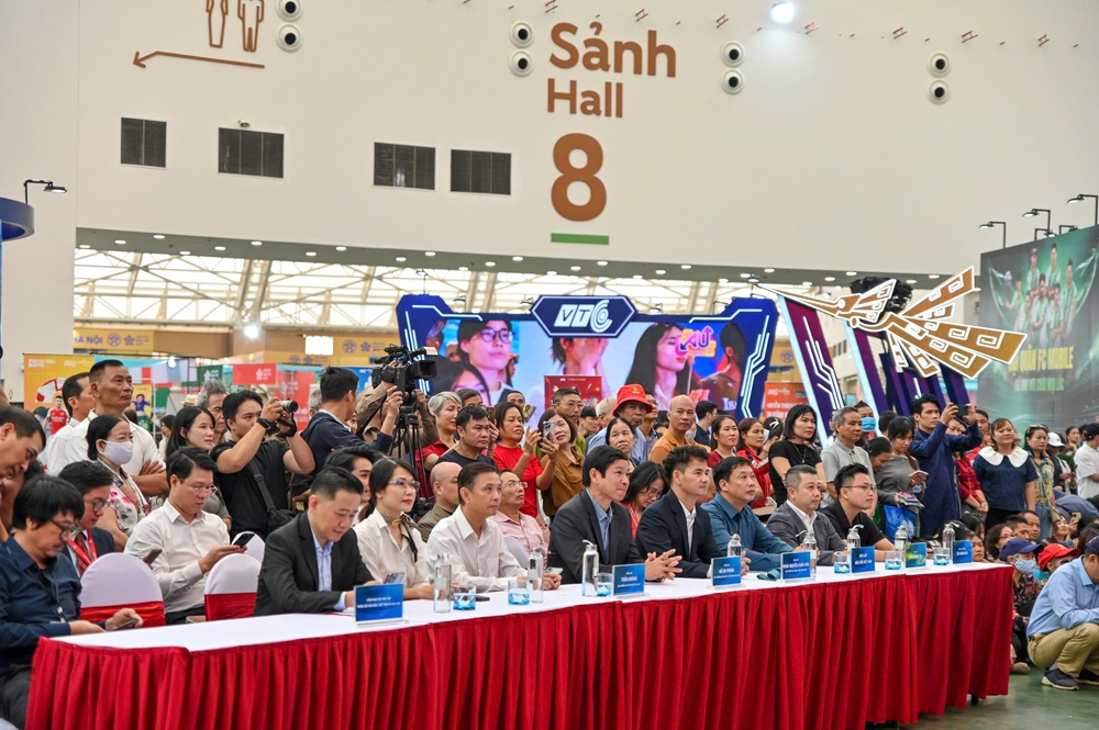 Nhà hát Múa rối Việt Nam ký kết hợp đồng 21 tỷ đồng tại Hội chợ Mùa thu 2025 - Ảnh 4.