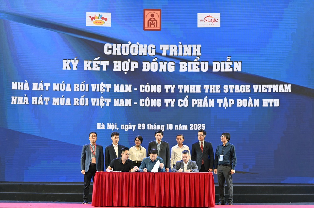 Nhà hát Múa rối Việt Nam ký kết hợp đồng 21 tỷ đồng tại Hội chợ Mùa thu 2025 - Ảnh 1.