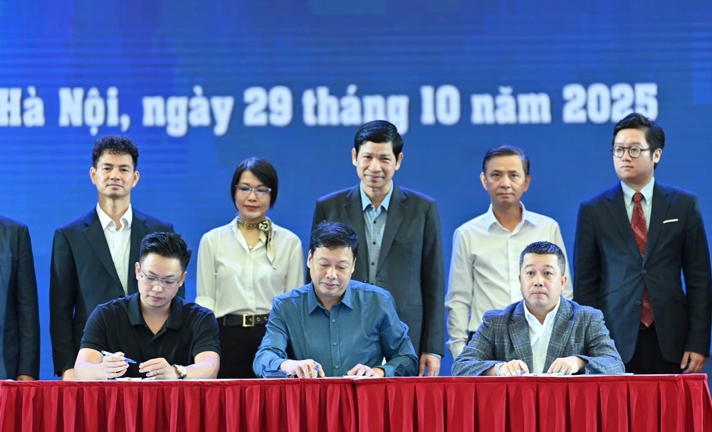 Nhà hát Múa rối Việt Nam ký kết hợp đồng 21 tỷ đồng tại Hội chợ Mùa thu 2025 - Ảnh 2.