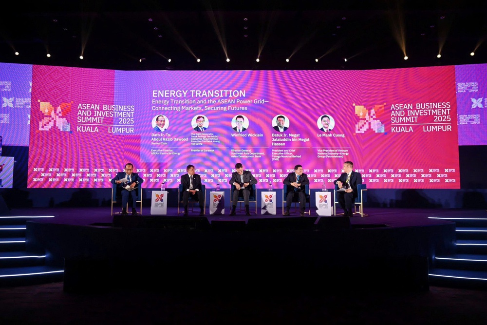 Petrovietnam khẳng định vai trò tại Hội nghị Thượng đỉnh Kinh doanh và Đầu tư ASEAN 2025 - Ảnh 1. Petrovietnam khẳng định vai trò tại Hội nghị Thượng đỉnh Kinh doanh và Đầu tư ASEAN 2025 - Ảnh 1.