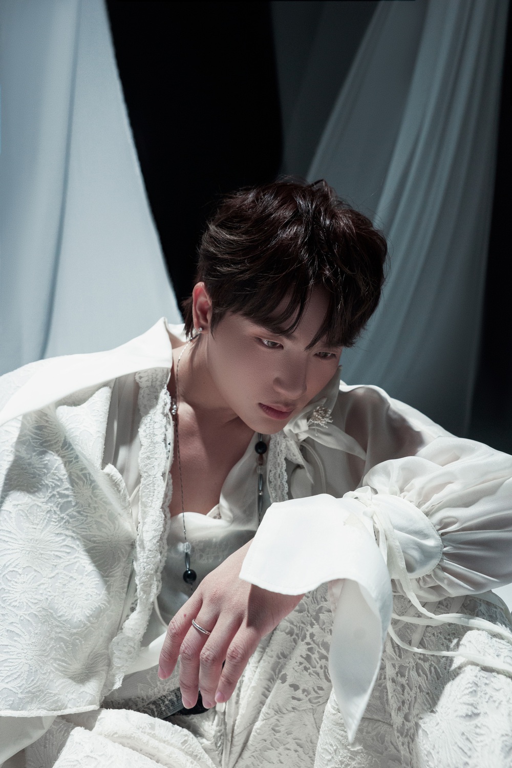 Gavin ra mắt MV “Học cách mỉm cười”: Bước đi mới trong âm nhạc - Ảnh 1.