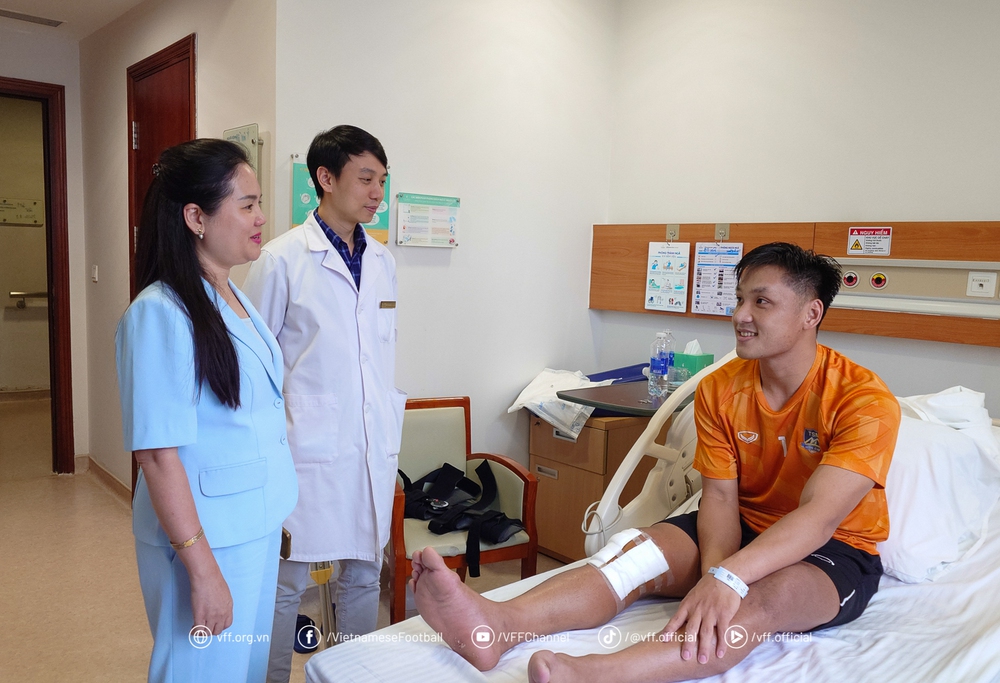 Vì sao 'người hùng World Cup' của đội tuyển Việt Nam lỡ hẹn SEA Games 33? - Ảnh 1.