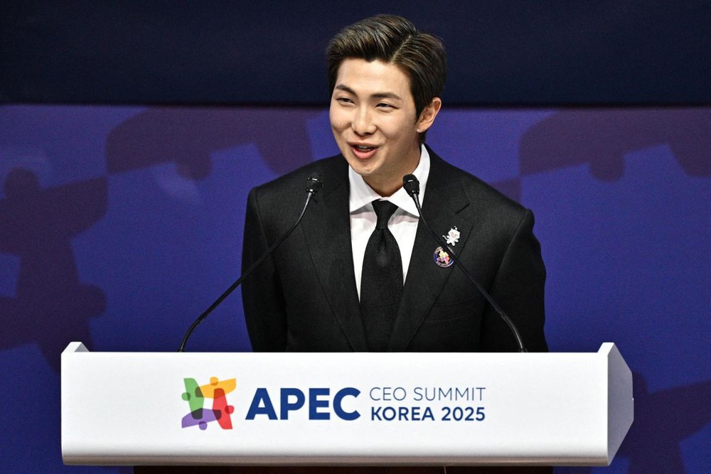 RM BTS phát biểu tại diễn đàn CEO APEC 2025: Kêu gọi các nhà lãnh đạo thế giới ủng hộ tính sáng tạo - Ảnh 4.