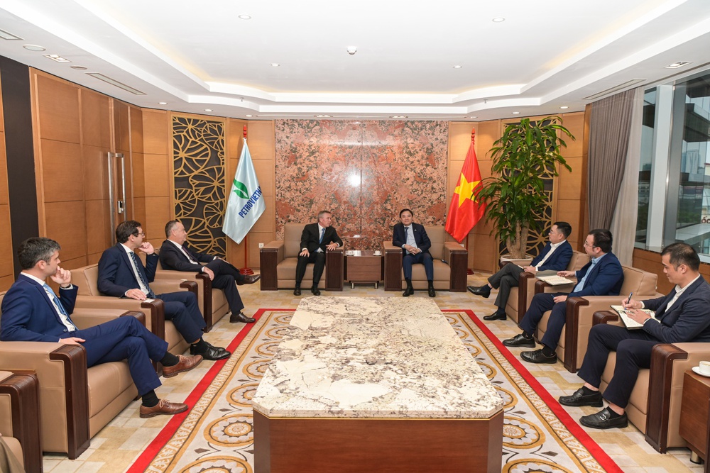 Petrovietnam và Perenco đẩy mạnh hợp tác trong lĩnh vực năng lượng - Ảnh 2. Petrovietnam và Perenco đẩy mạnh hợp tác trong lĩnh vực năng lượng - Ảnh 2.