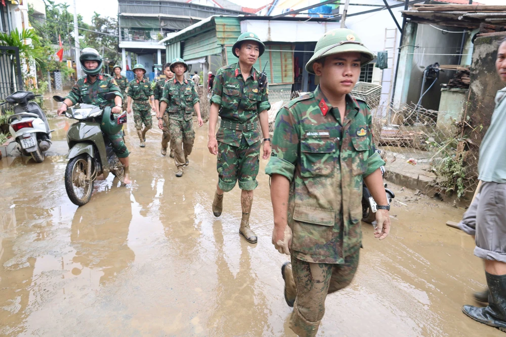 Quảng Trị đến Đà Nẵng lũ có khả năng lên lại, Bắc bộ không khí lạnh tăng cường - Ảnh 2. Quảng Trị đến Đà Nẵng lũ có khả năng lên lại, Bắc bộ không khí lạnh tăng cường - Ảnh 2.