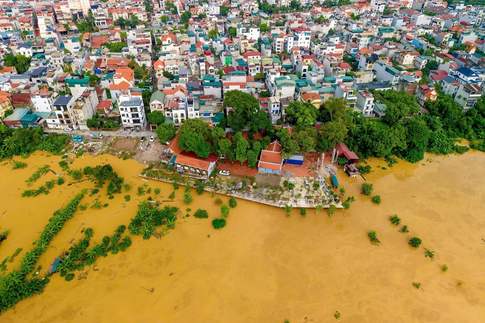 Đền Rừng - di tích thiêng ở Hà Nội nguy cơ sụp đổ sau bão số 10 - Ảnh 3.