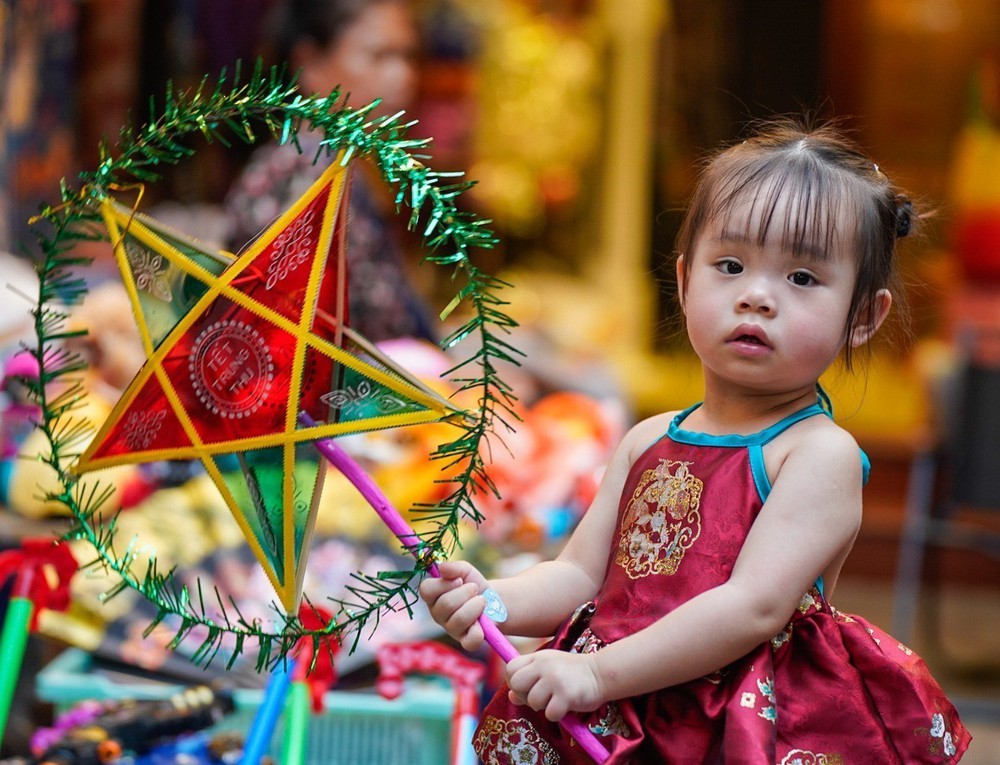 Đồ chơi truyền thống chiếm ưu thế trên thị trường Trung thu - Ảnh 3.