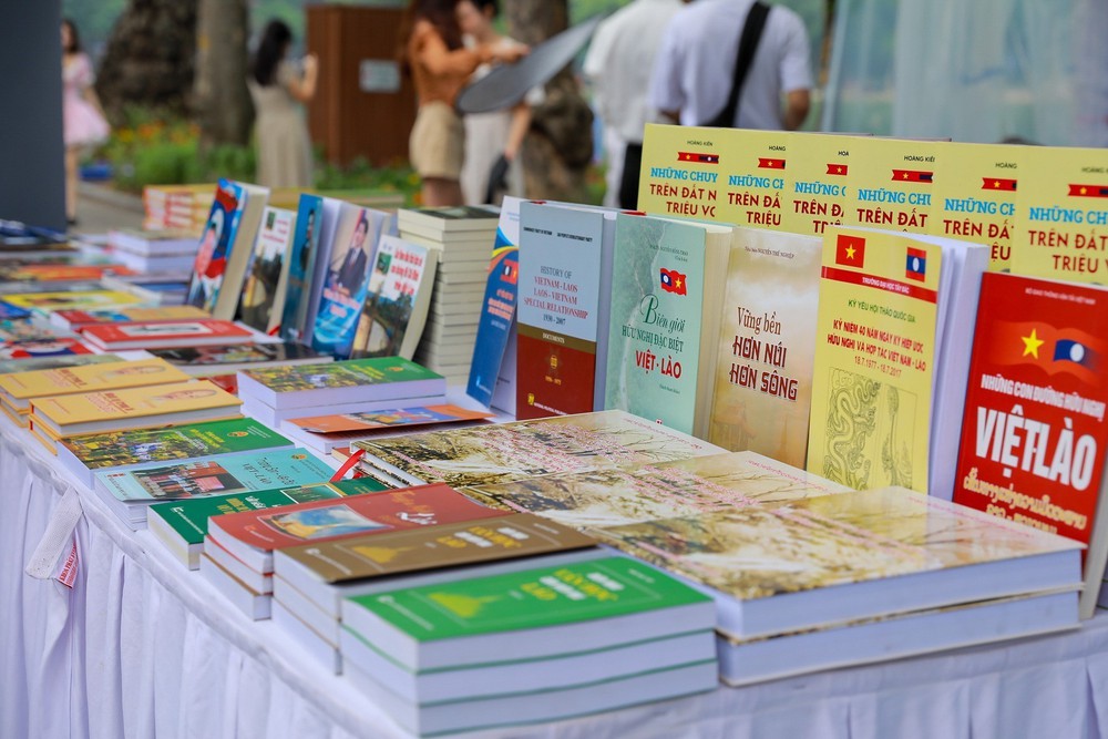 Hội sách Hà Nội 2025: Điểm hẹn văn hoá, tri thức cuối tuần - Ảnh 2.