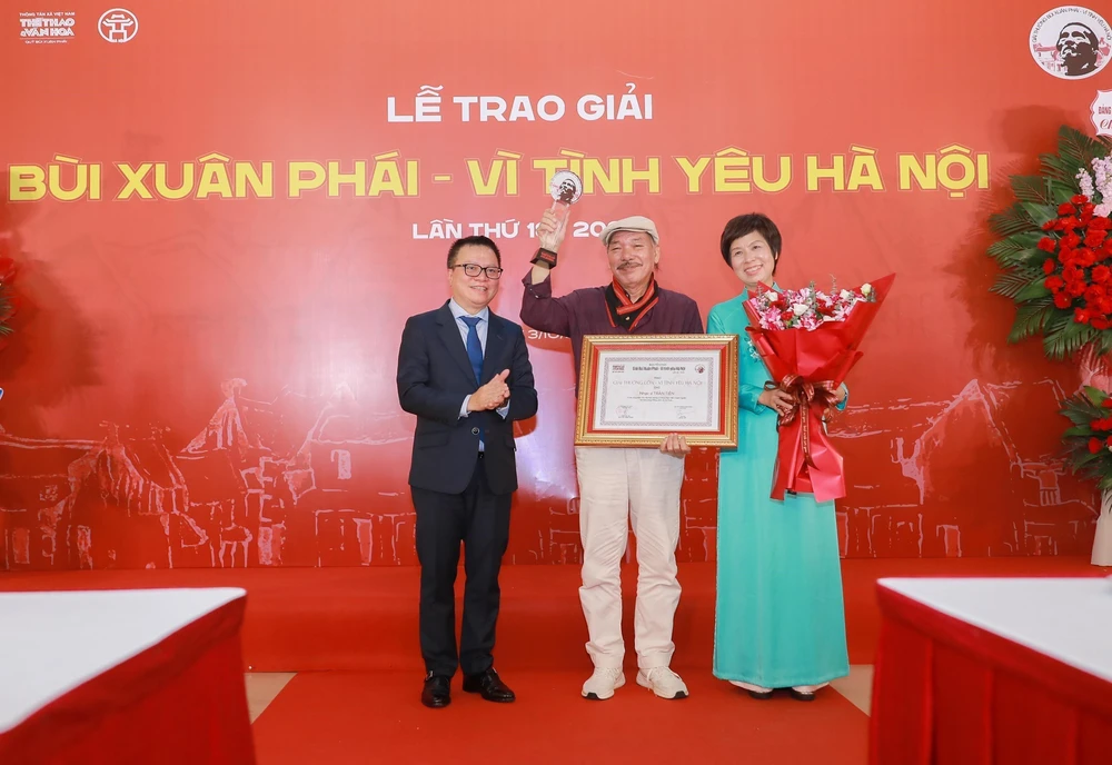 Trần Tiến - người khắc họa Hà Nội bằng âm nhạc - Ảnh 1.