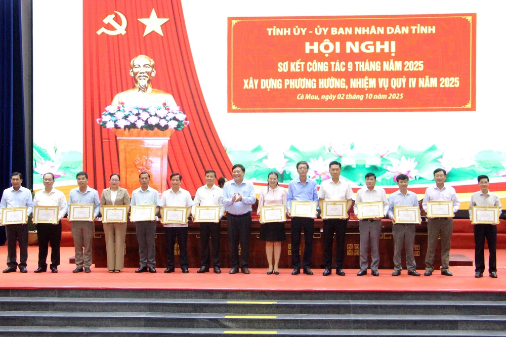 Tinh gọn bộ máy: Giải quyết tình trạng nơi thừa, nơi thiếu nhân lực - Ảnh 4.