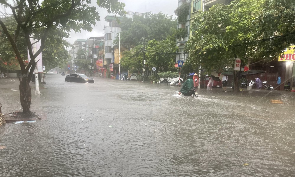 14 tỉnh, thành phố phía Bắc triển khai các biện pháp ứng phó bão số 11 - Ảnh 2.