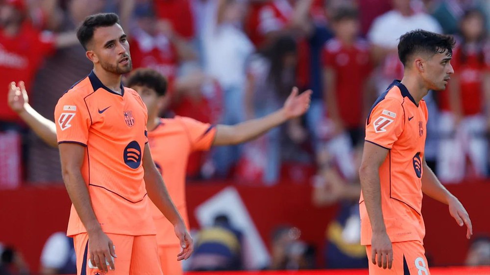 Vấn đề của Barca: Dâng cao và tự sập bẫy  - Ảnh 1.