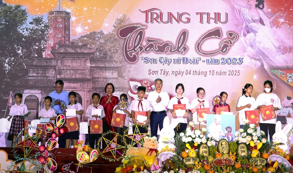 &quot;Trung thu thành cổ&quot; – Hơi thở truyền thống giữa lòng Xứ Đoài - Ảnh 3.