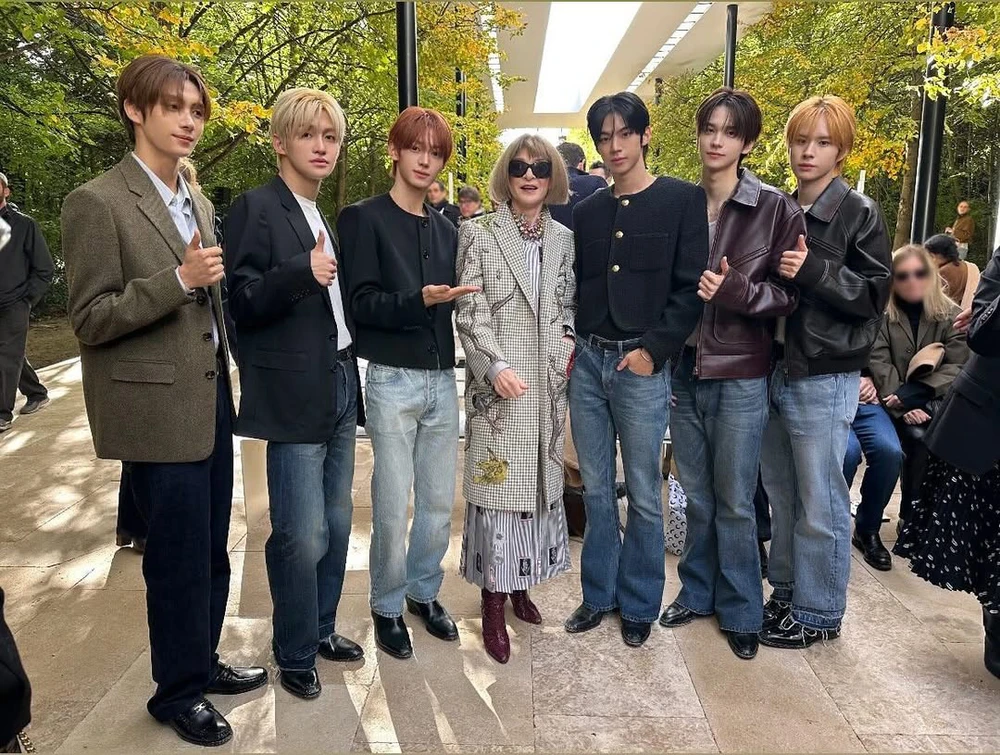 Sao K-pop &quot;xâm chiếm&quot; Tuần lễ thời trang Paris 2025 - Ảnh 5.