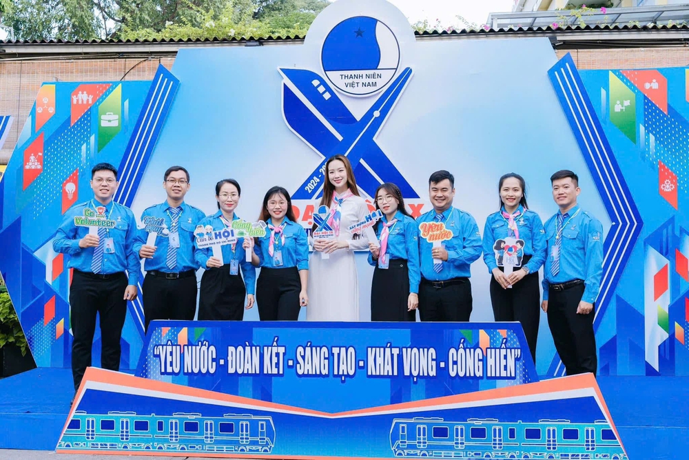 Hoa hậu lan tỏa vẻ đẹp tri thức và cống hiến - Ảnh 2.