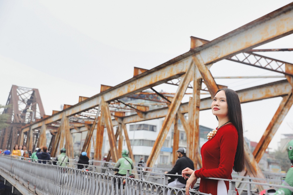 NSND Mai Hoa thong dong cùng Hà Nội - Ảnh 1.