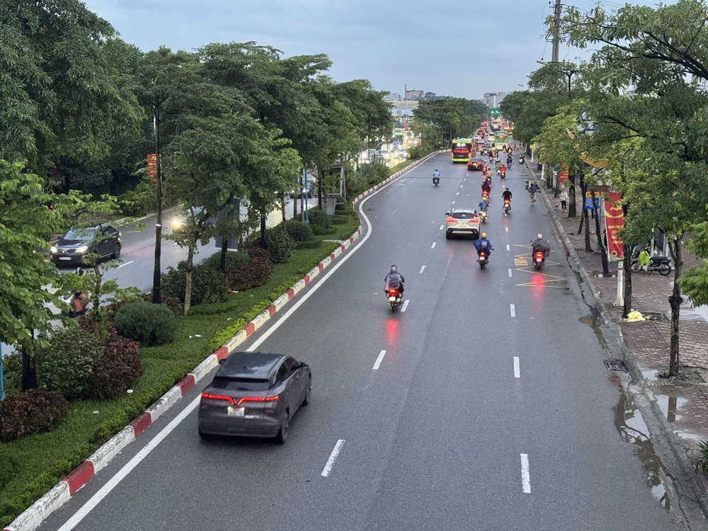 Giao thông thuận lợi trong cuối giờ chiều 7/10 - Ảnh 12.