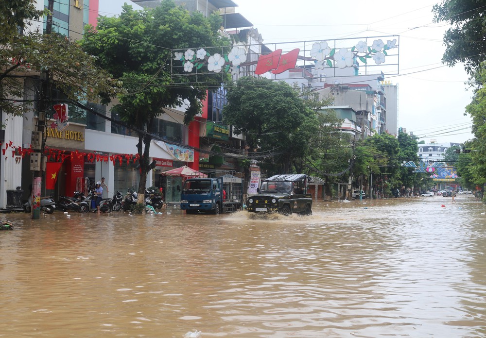 Lũ trên các sông tại Cao Bằng đang lên rất nhanh - Ảnh 12.