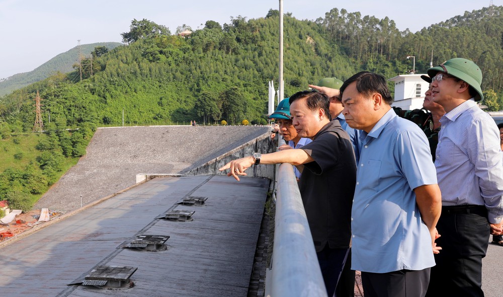 “Bão chồng bão” và bài toán ứng phó thiên tai bền vững - Ảnh 3.