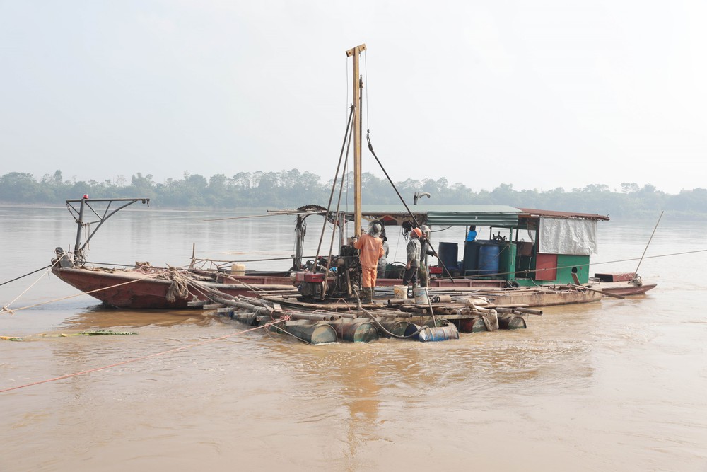 Trưởng ban Chỉ đạo Phòng thủ dân sự Quốc gia chỉ đạo ứng phó với mưa, lũ lớn - Ảnh 3.