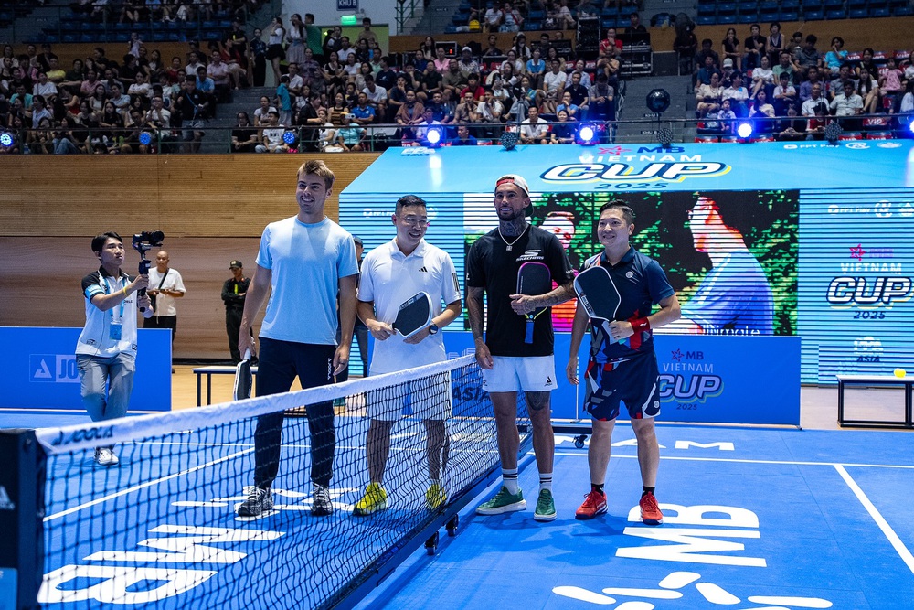 Huyền thoại pickleball Ben Johns khoe ảnh du đấu Việt Nam, khen CĐV hết lời - Ảnh 3.