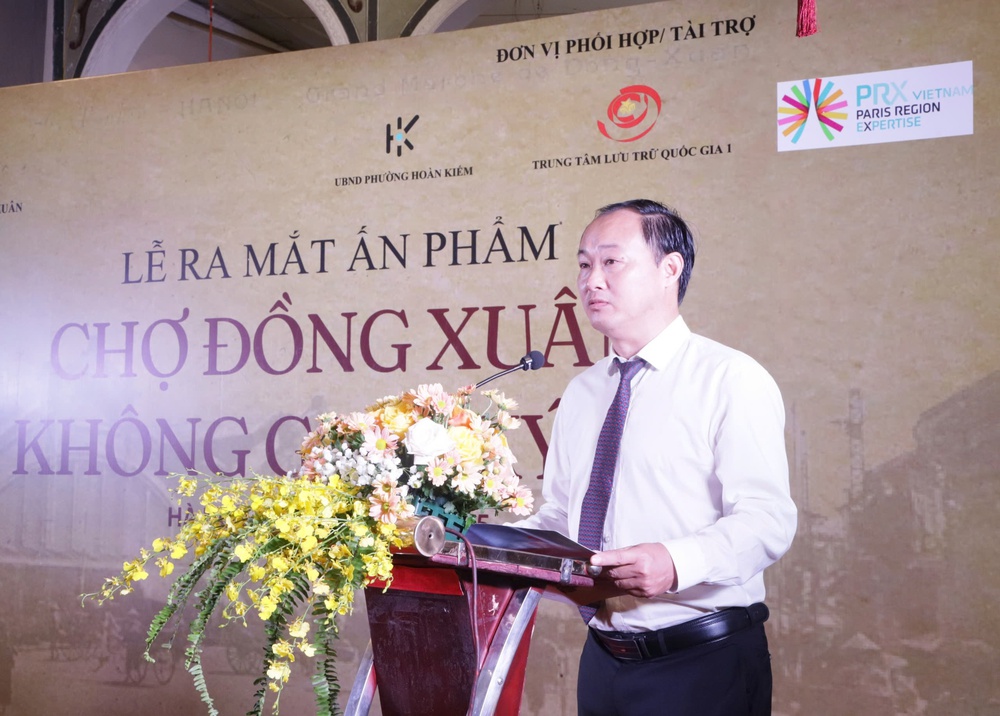 'Chợ Đồng Xuân - Không gian ký ức': Lưu giữ một biểu tượng đô thị Hà Nội - Ảnh 2.