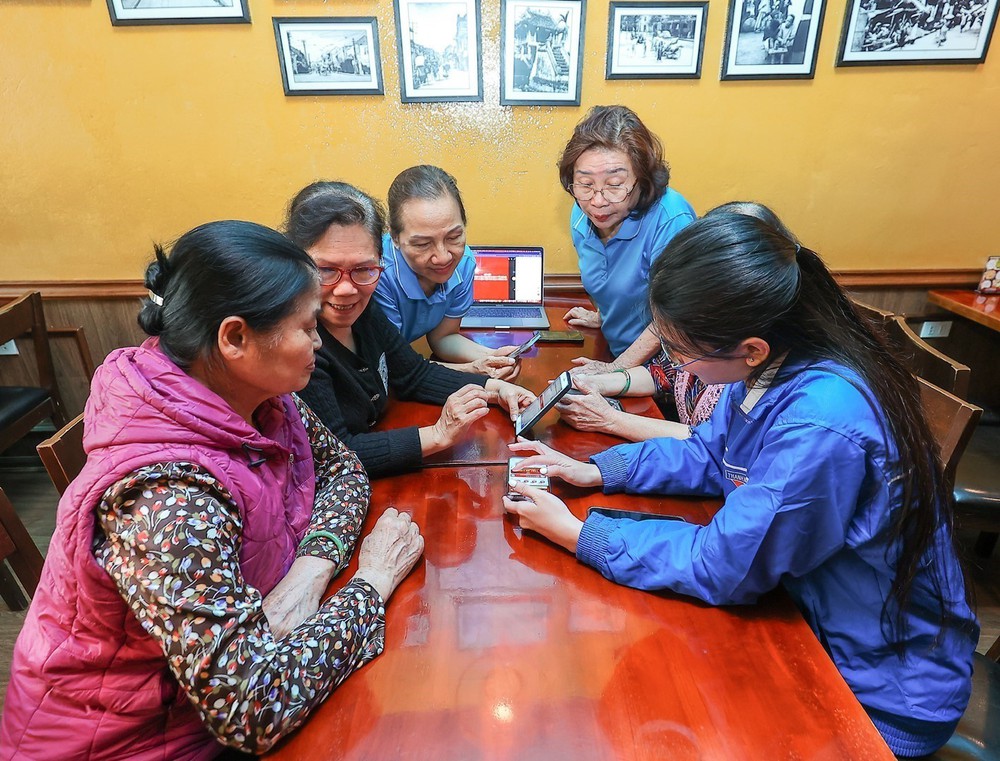 Nâng cao tri thức Việt trong kỷ nguyên mới - Bài 1: Lan tỏa từ Tổ công nghệ số cộng đồng - Ảnh 3.
