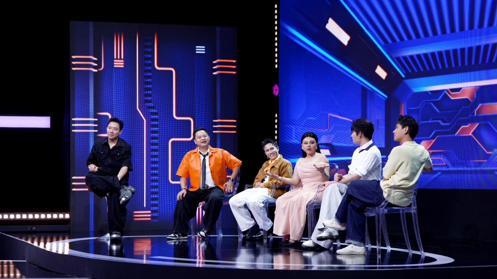 Tập 2 “A.I là ai”: Song trùng của Lê Giang tổ chức “đại hội vạch mặt” - Ảnh 2. Tập 2 “A.I là ai”: Song trùng của Lê Giang tổ chức “đại hội vạch mặt” - Ảnh 2.