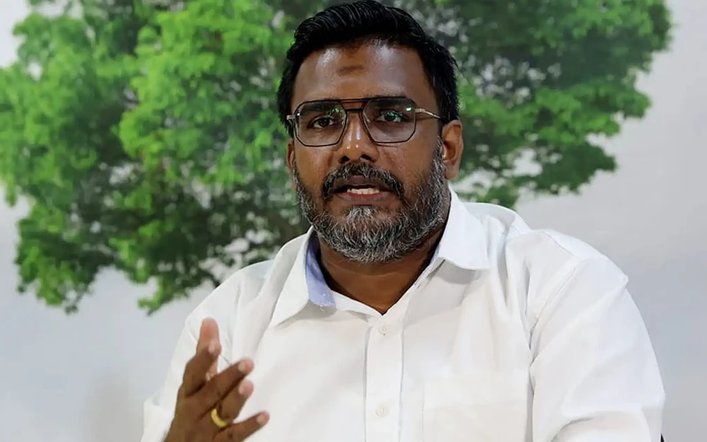 Lộ diện người tố cáo LĐBĐ Malaysia giả mạo giấy tờ nhập tịch cầu thủ  - Ảnh 1. Lộ diện người tố cáo LĐBĐ Malaysia giả mạo giấy tờ nhập tịch cầu thủ  - Ảnh 1.