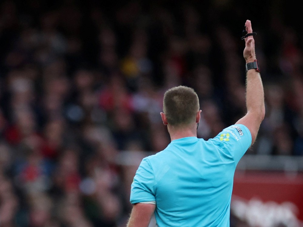 Tin nóng thể thao sáng 1/11: Đội bóng chuyền Việt Nam nhận thưởng hơn 70 triệu, cách tấm vé thăng hạng đúng 1 trận - Ảnh 2.