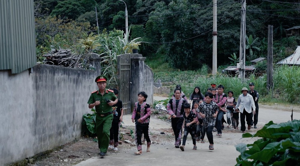 Đỉnh điểm cảm xúc trong trailer tập cuối “Chiến sĩ quả cảm” - Ảnh 1. Đỉnh điểm cảm xúc trong trailer tập cuối “Chiến sĩ quả cảm” - Ảnh 1.