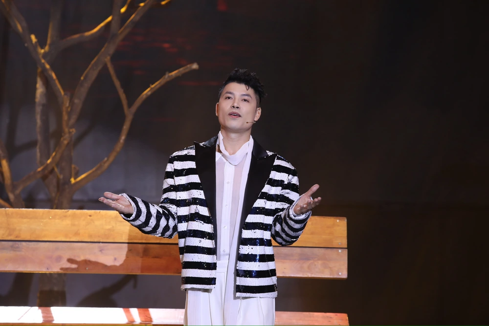 Hái Gia Liu bất ngờ nhận lời khen khi tham gia “Tình bolero 2025” - Ảnh 2. Hái Gia Liu bất ngờ nhận lời khen khi tham gia “Tình bolero 2025” - Ảnh 2.