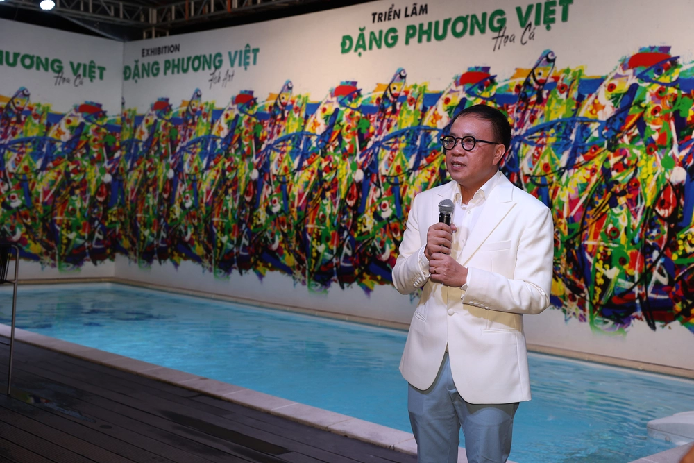 Họa sĩ Đặng Phương Việt kết hợp Phúc Sinh ra mắt “Họa cá”  - Ảnh 2.