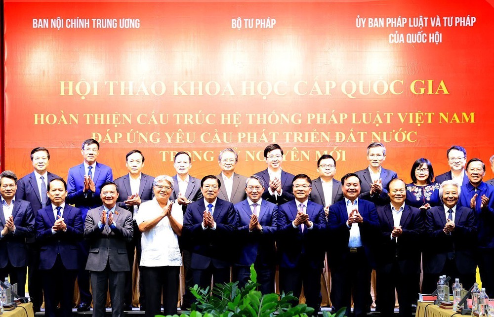 Hoàn thiện cấu trúc hệ thống pháp luật Việt Nam đáp ứng yêu cầu phát triển trong kỷ nguyên mới - Ảnh 7. Hoàn thiện cấu trúc hệ thống pháp luật Việt Nam đáp ứng yêu cầu phát triển trong kỷ nguyên mới - Ảnh 7.