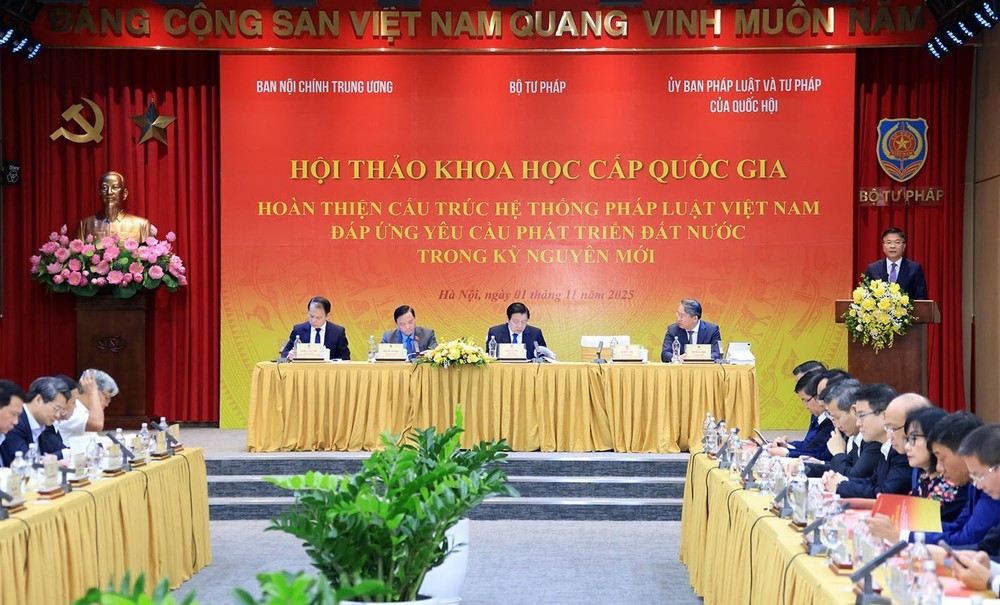 Hoàn thiện cấu trúc hệ thống pháp luật Việt Nam đáp ứng yêu cầu phát triển trong kỷ nguyên mới - Ảnh 1. Hoàn thiện cấu trúc hệ thống pháp luật Việt Nam đáp ứng yêu cầu phát triển trong kỷ nguyên mới - Ảnh 1.