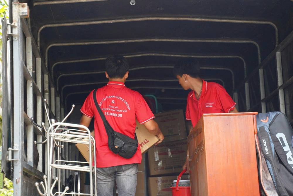 Chuyển Nhà Thành Hưng - Hãng taxi tải chuyển dọn nhà trọn gói uy tín tại TPHCM - Ảnh 1.