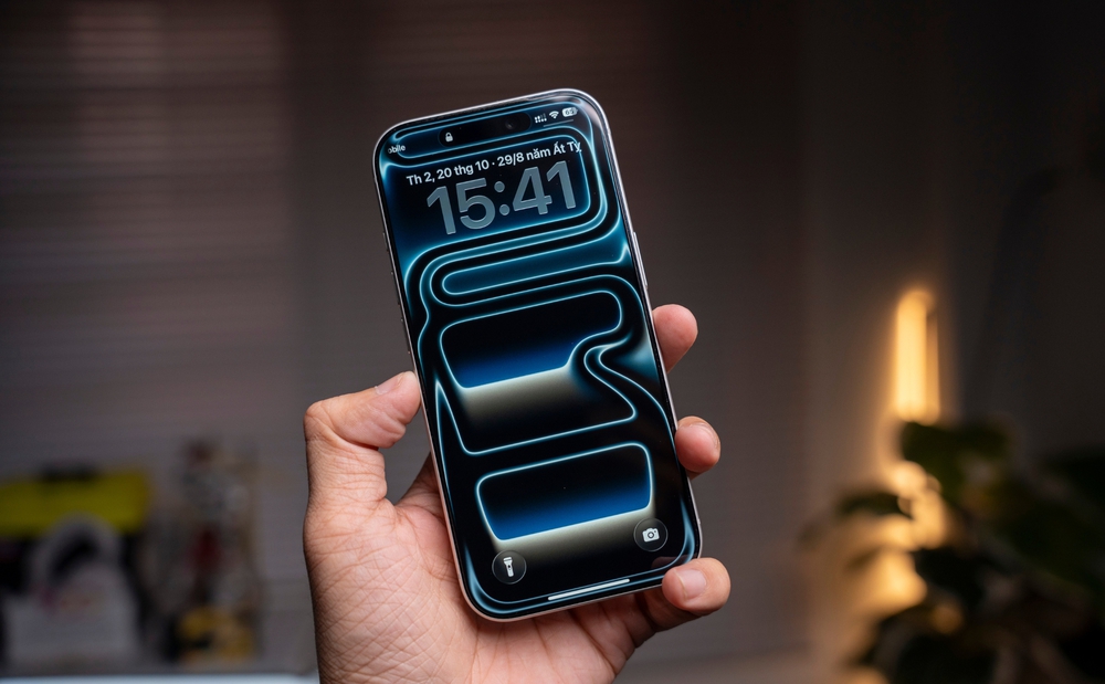 Sau 2 tháng bán ra: iPhone 17 Pro có thực sự đáng mua? - Ảnh 2.