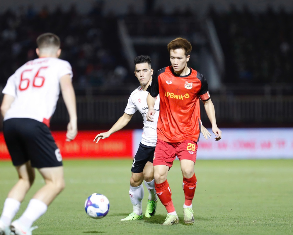 Ninh Bình gây ấn tượng mạnh bằng thống kê &quot;khủng&quot;, thẳng tiến đến chức vô địch - Ảnh 1.