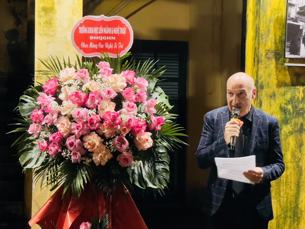 Triển lãm Thực hành nhiếp ảnh của những nghệ sĩ trẻ - điểm nhấn trong Photo Hanoi’25 - Ảnh 1.