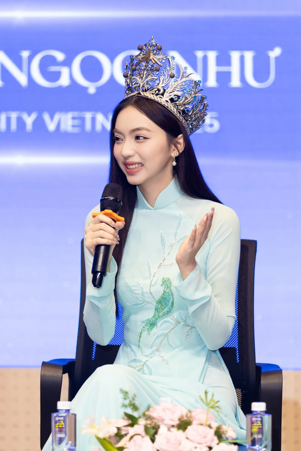 Hoa hậu Hoàng Ngọc Như giấu ba mẹ đi thi, “ẵm” luôn vương miện - Ảnh 8.