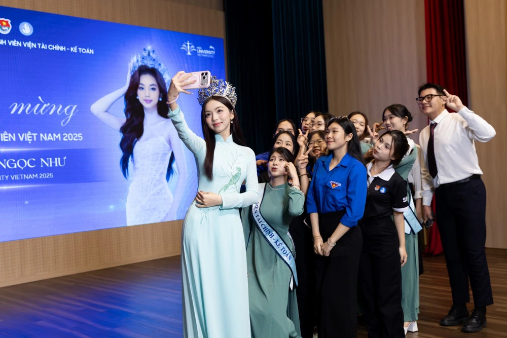 Hoa hậu Hoàng Ngọc Như giấu ba mẹ đi thi, “ẵm” luôn vương miện - Ảnh 4.