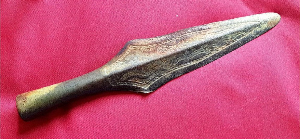 Văn hóa Đông Sơn - Chiến tranh và Hòa bình (kỳ 37): Rùa, voi, giao long trên ngọn giáo Âu, Lạc - Ảnh 1. Văn hóa Đông Sơn - Chiến tranh và Hòa bình (kỳ 37): Rùa, voi, giao long trên ngọn giáo Âu, Lạc - Ảnh 1.