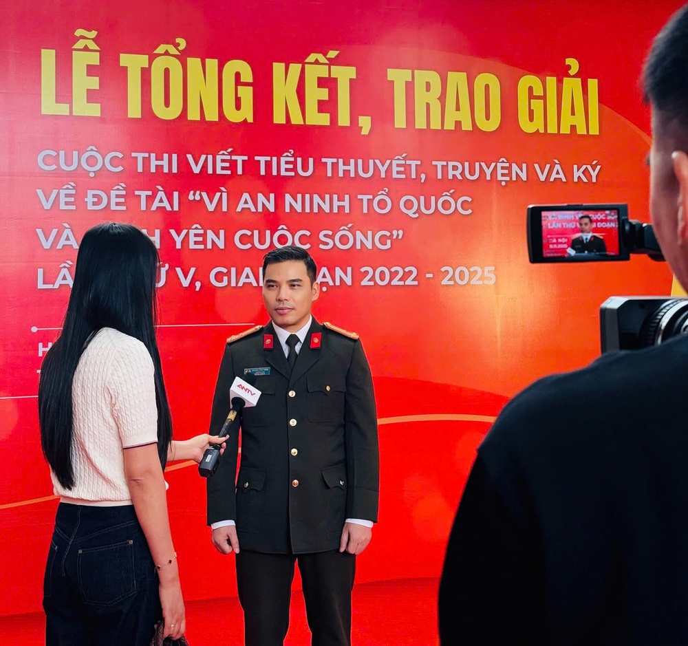 Tiểu thuyết của Dương Bình Nguyên nhận giải A của Hội Nhà văn Việt Nam và Bộ Công an - Ảnh 5.