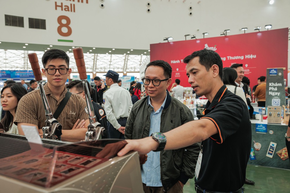 Khai mạc Tuần lễ công nghiệp và công nghệ Việt Nam 2025 tại Trung tâm triển lãm Việt Nam - Ảnh 8. Khai mạc Tuần lễ công nghiệp và công nghệ Việt Nam 2025 tại Trung tâm triển lãm Việt Nam - Ảnh 8.