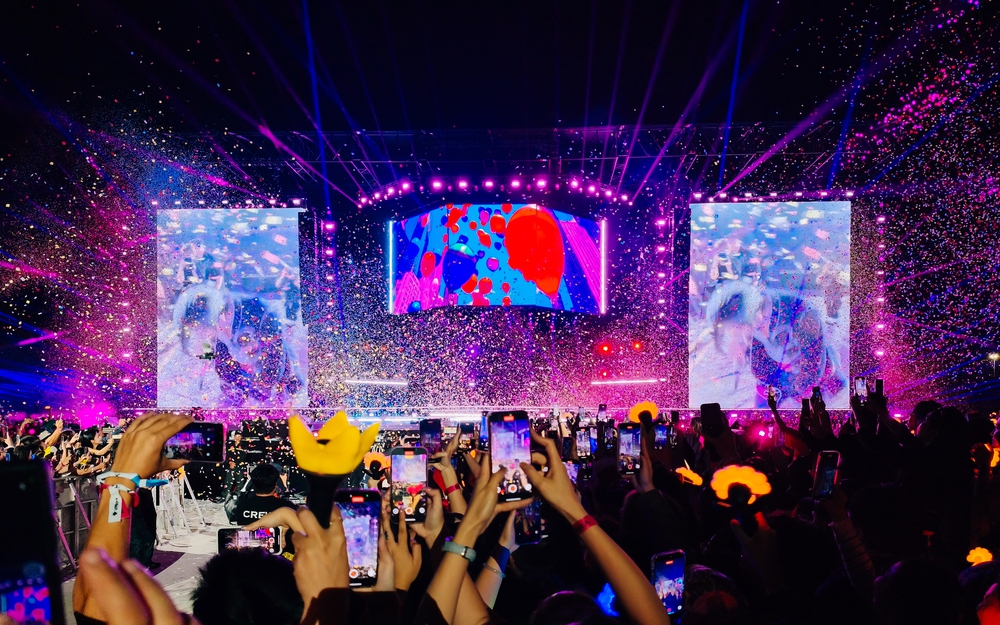 Vì sao fan không thể &quot;move on&quot; khỏi G-DRAGON 2025 WORLD TOUR [Übermensch] in Hanoi, presented by VPBank - Ảnh 5.