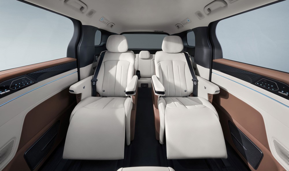 BYD M9 nhập làn MPV cao cấp, gây khó dễ cho VW Viloran? - Ảnh 2.